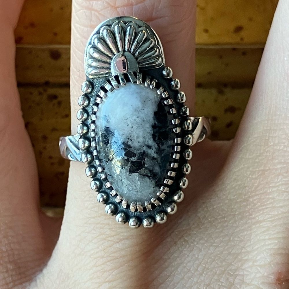White Buffalo Turquoise Sterling Silver Ring Size 7